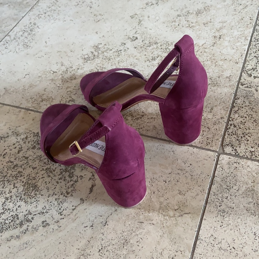 Purple heels - Picture 2 of 4